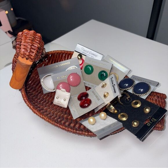 Bold Retro Earrings Mystery Box — Authentic Deadstock Gems NEW - Picture 1 of 4